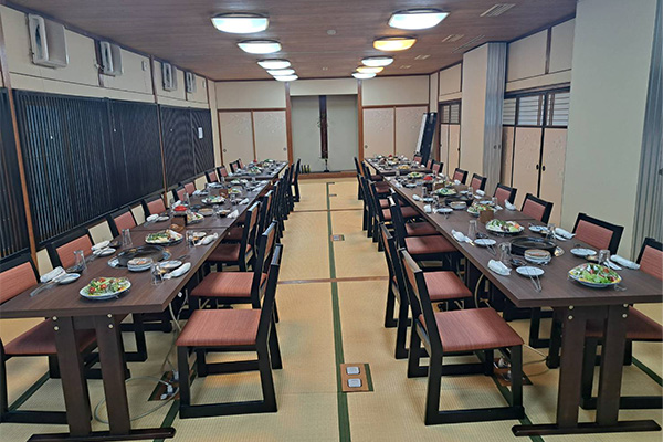 宴会場 （48名様まで）